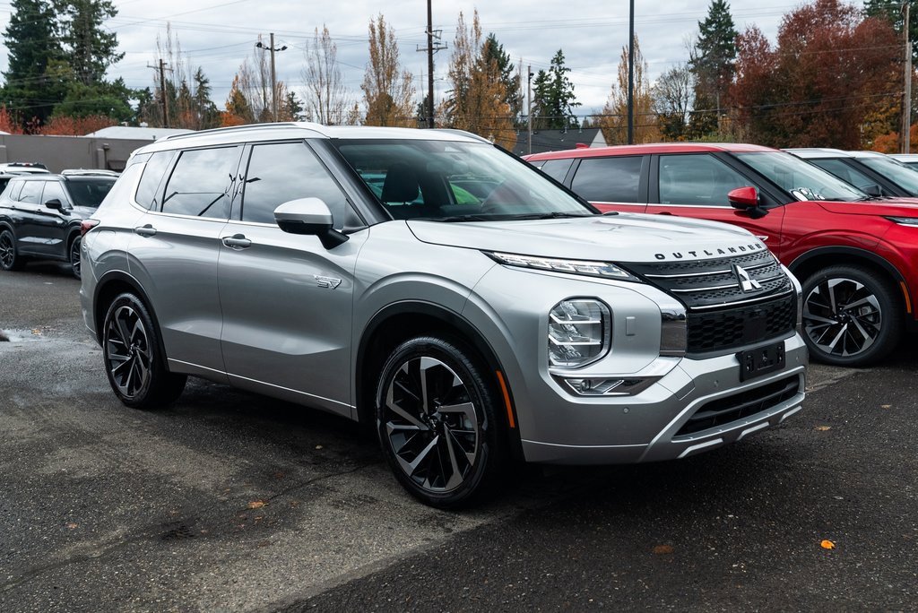 Used 2023 Mitsubishi Outlander SEL