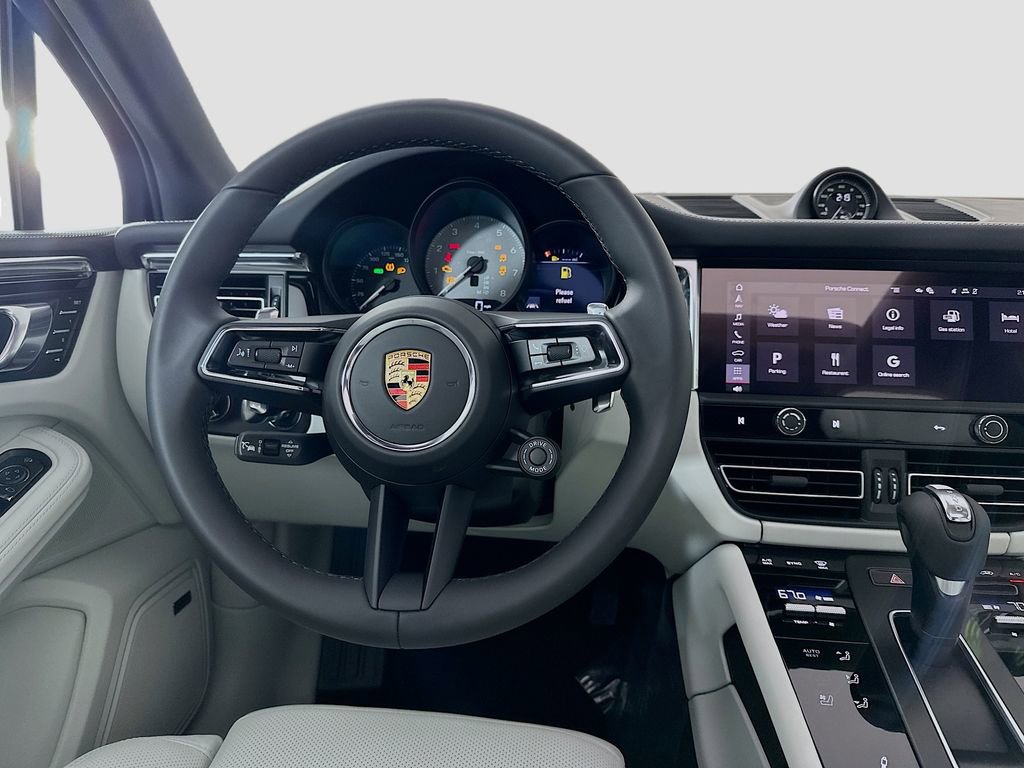 New 2025 Porsche Macan S image 25