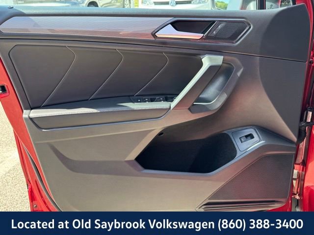 Used 2022 Volkswagen Tiguan SE image 29