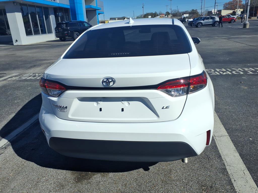 Used 2025 Toyota Corolla LE image 13