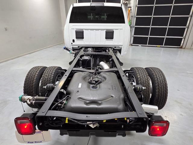 New 2026 RAM 4500 Tradesman w/ Chrome Appearance Group AWD/4WD image 9