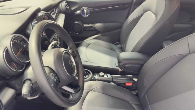 Used 2019 MINI Cooper 4-Door Hardtop w/ Signature Upholstery Package FWD image 20