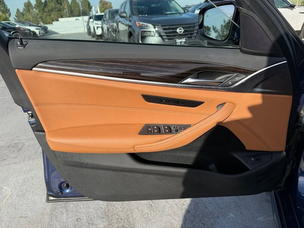 Used 2023 BMW 530i w/ M Sport Package image 13