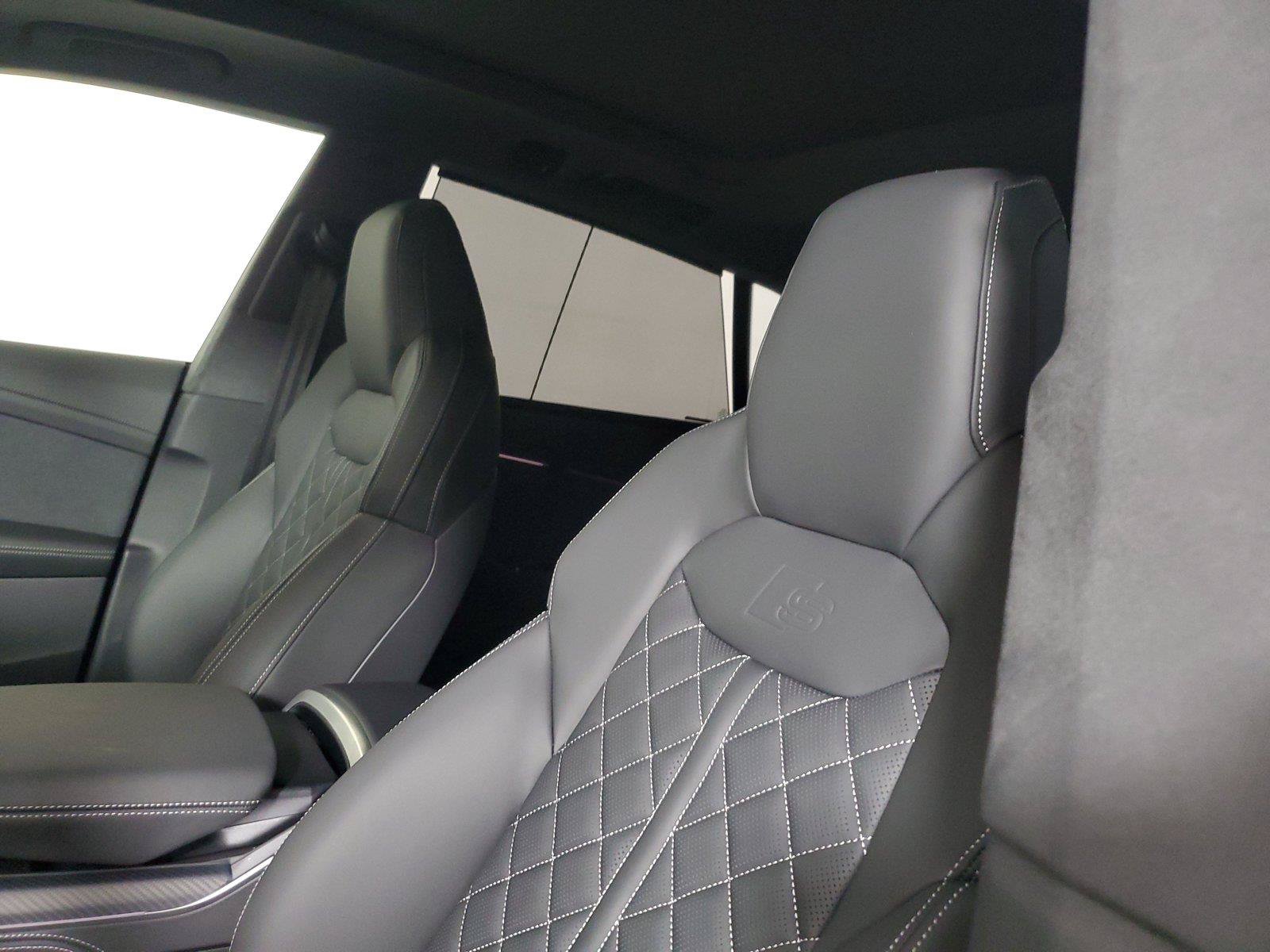 New 2026 Audi SQ8 Prestige AWD/4WD image 22