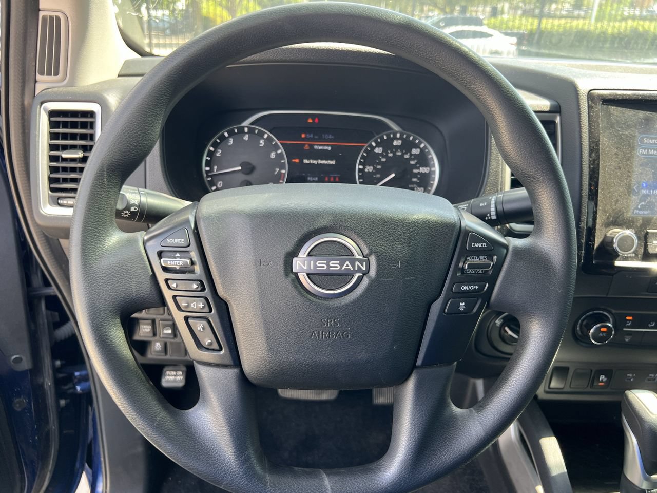 Used 2023 Nissan Frontier SV w/ Technology Package AWD/4WD image 6