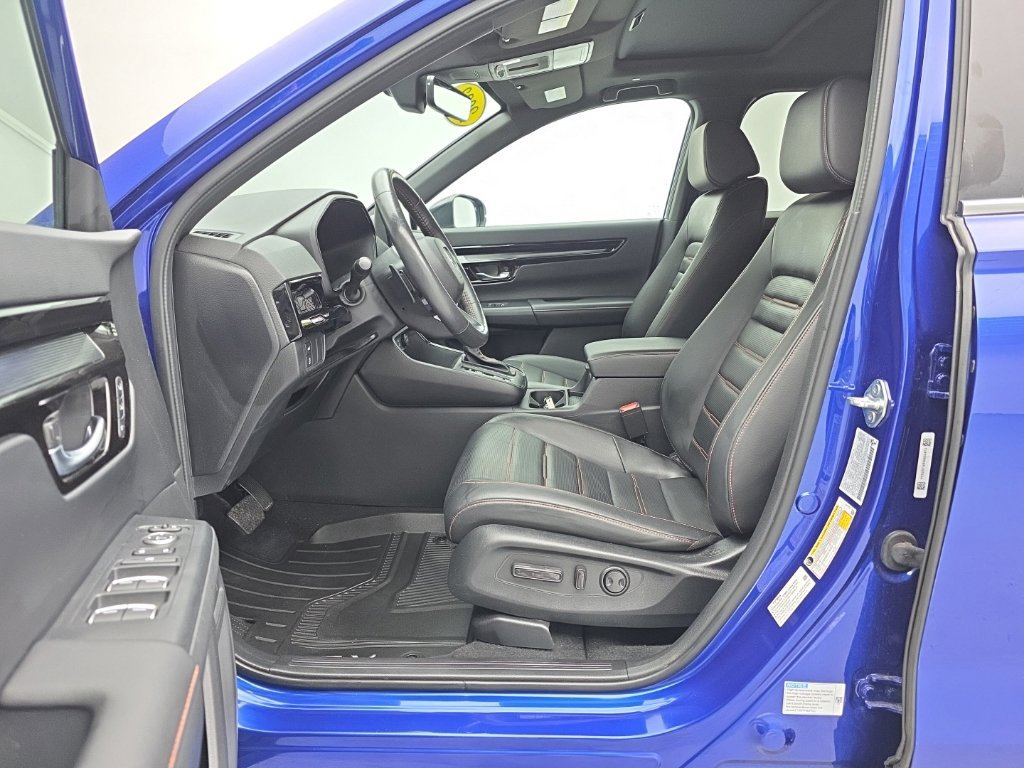 Used 2023 Honda CR-V Sport Touring image 13