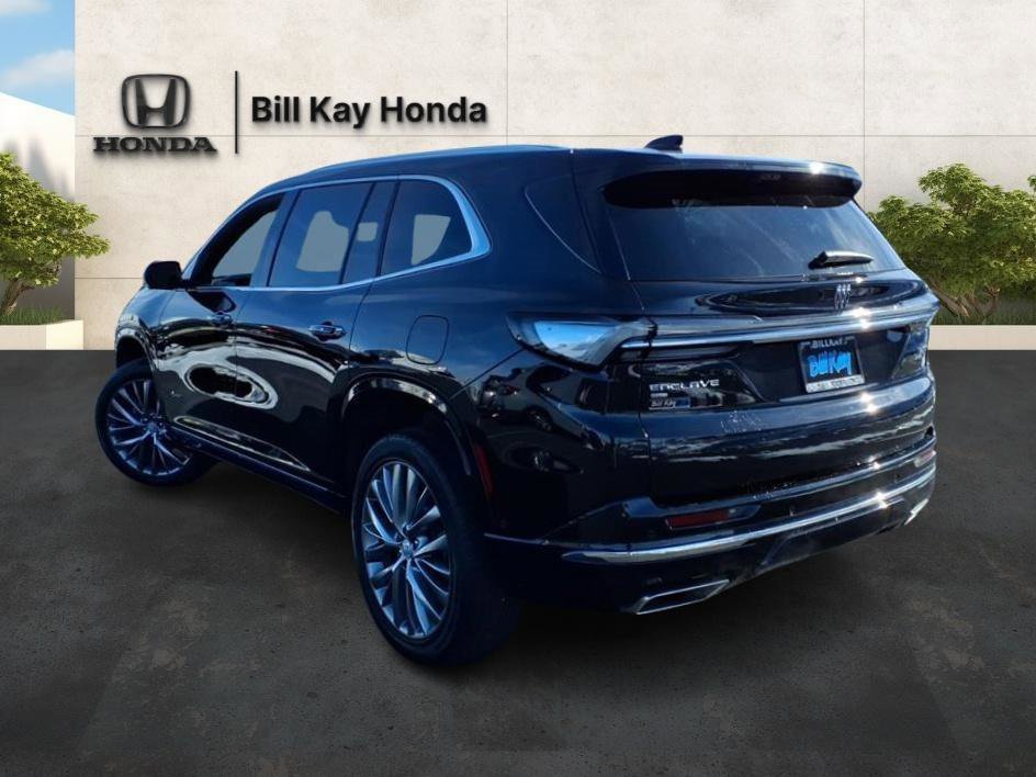 Used 2025 Buick Enclave Avenir w/ Super Cruise Package image 6