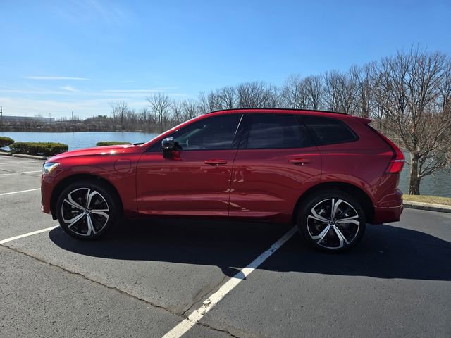 Used 2025 Volvo XC60 T8 Ultra w/ Protection Package Premier image 9