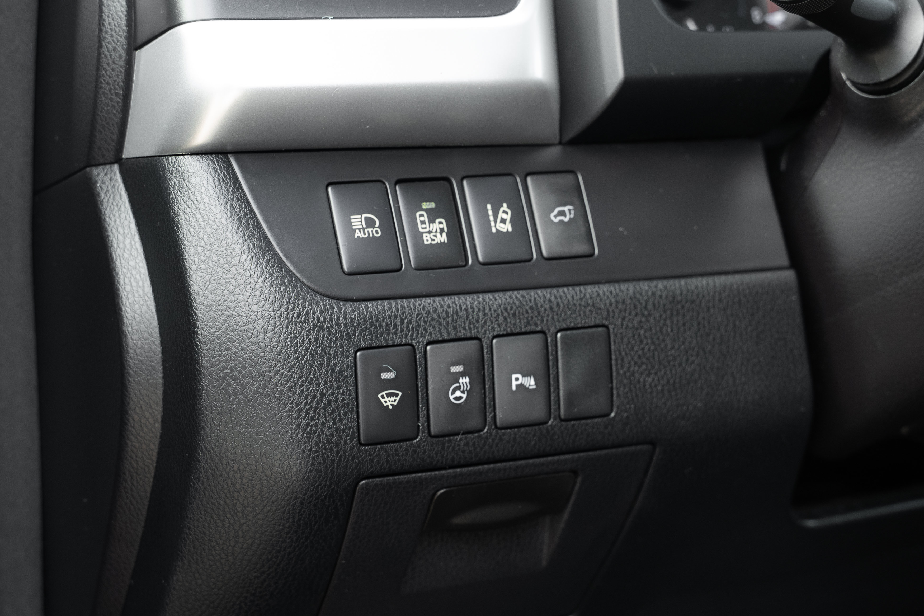 Used 2015 Toyota Highlander Limited Platinum AWD/4WD image 10