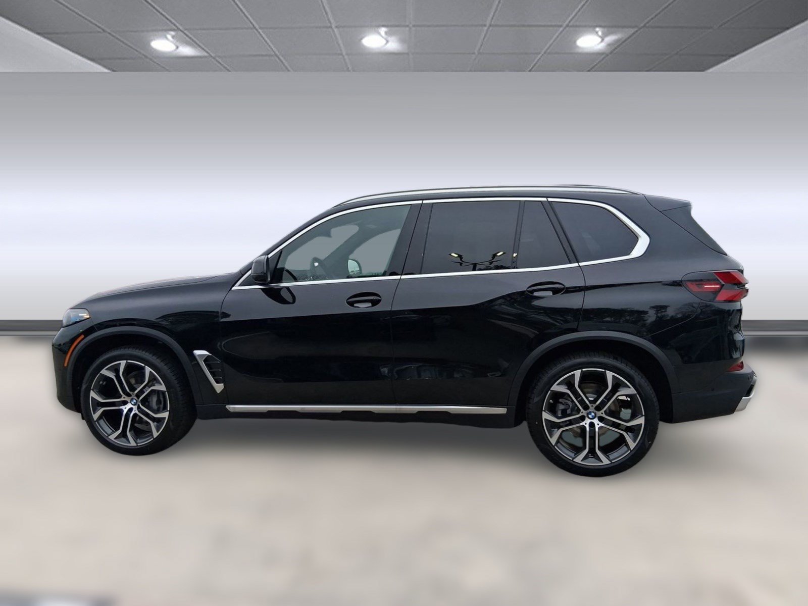 Used 2026 BMW X5 xDrive40i w/ Premium Package AWD/4WD image 2