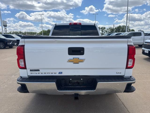 Used 2018 Chevrolet Silverado 1500 LTZ AWD/4WD image 4