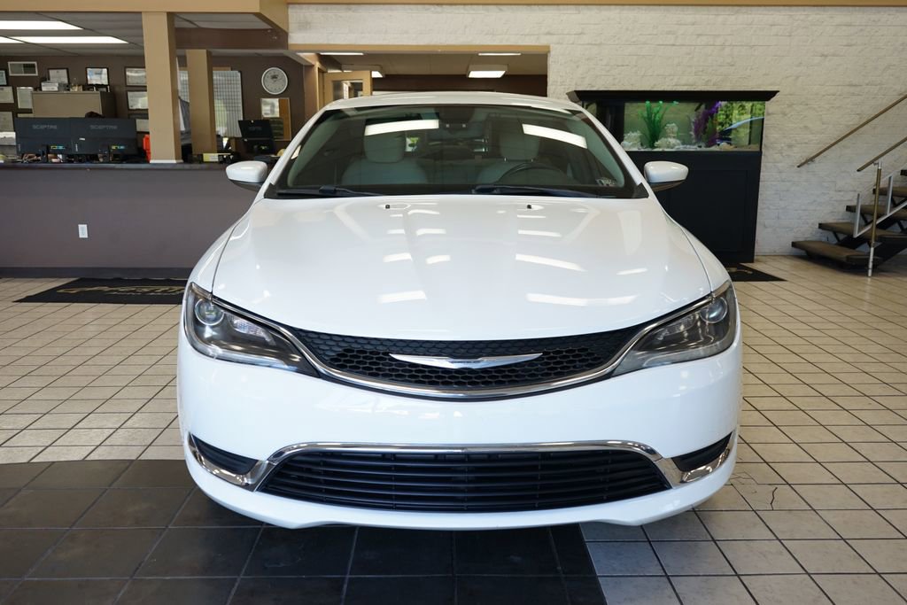 Used 2015 Chrysler 200 Limited w/ Convenience Group FWD image 18
