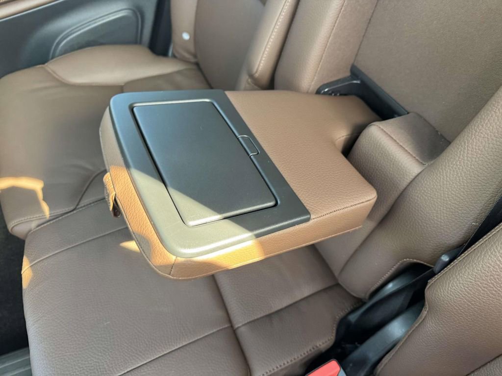 Certified 2024 Volvo XC90 T8 Plus w/ Protection Package Premier image 10