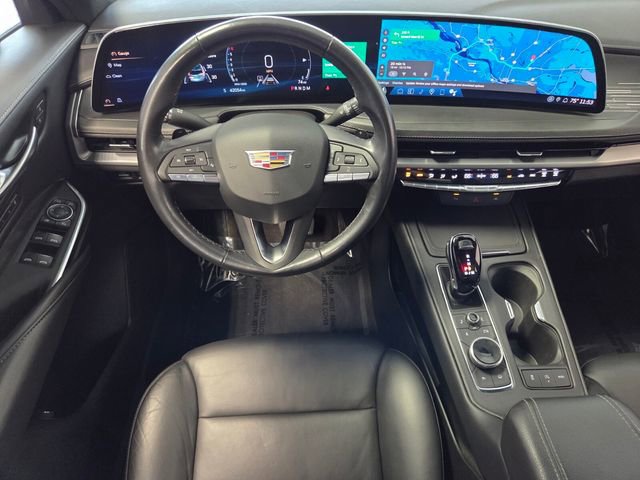 Used 2024 Cadillac XT4 Premium Luxury image 12
