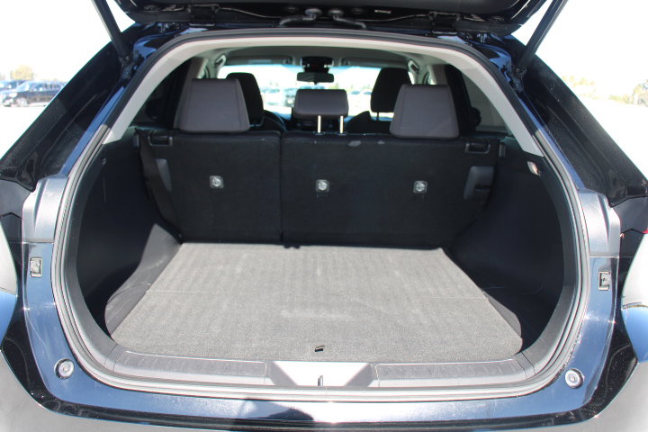 Used 2021 Toyota Venza LE image 15