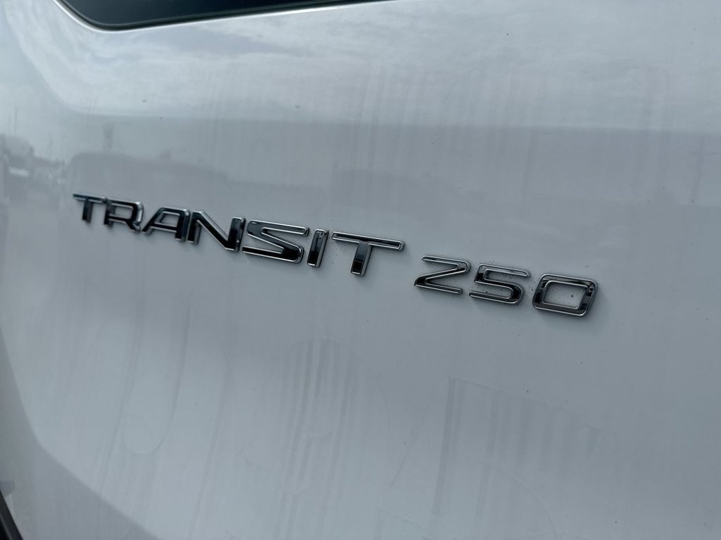 Used 2025 Ford Transit 250 Low Roof w/ Exterior Upgrade Package RWD image 9