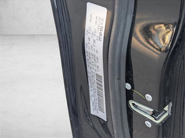 Used 2019 Jeep Cherokee Trailhawk image 16