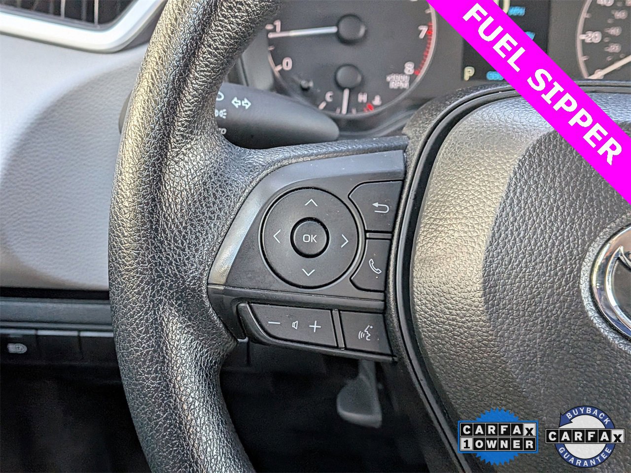 Used 2025 Toyota Corolla LE image 11