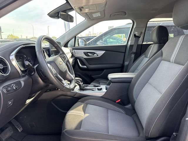 Used 2025 Chevrolet Blazer LT AWD/4WD image 11