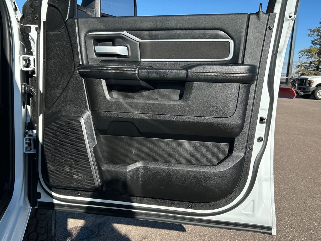 Used 2024 RAM 2500 Big Horn image 26