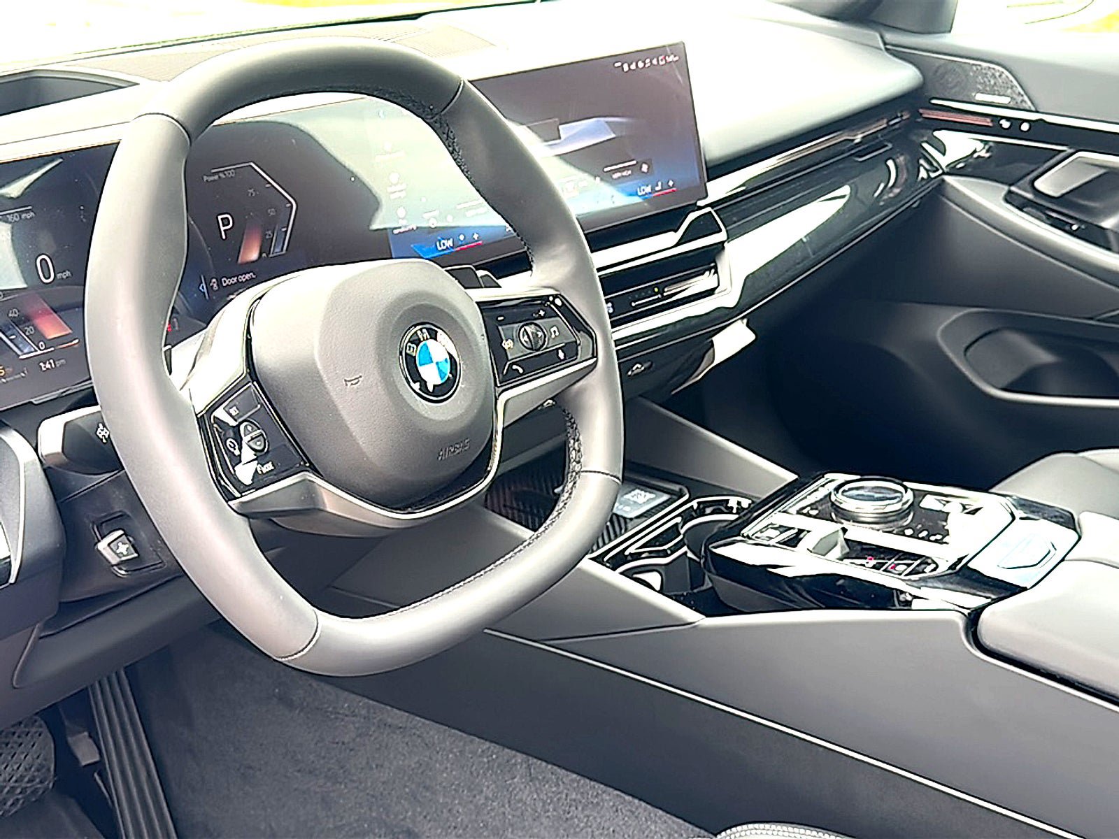 New 2026 BMW 530i w/ Premium Package RWD image 9