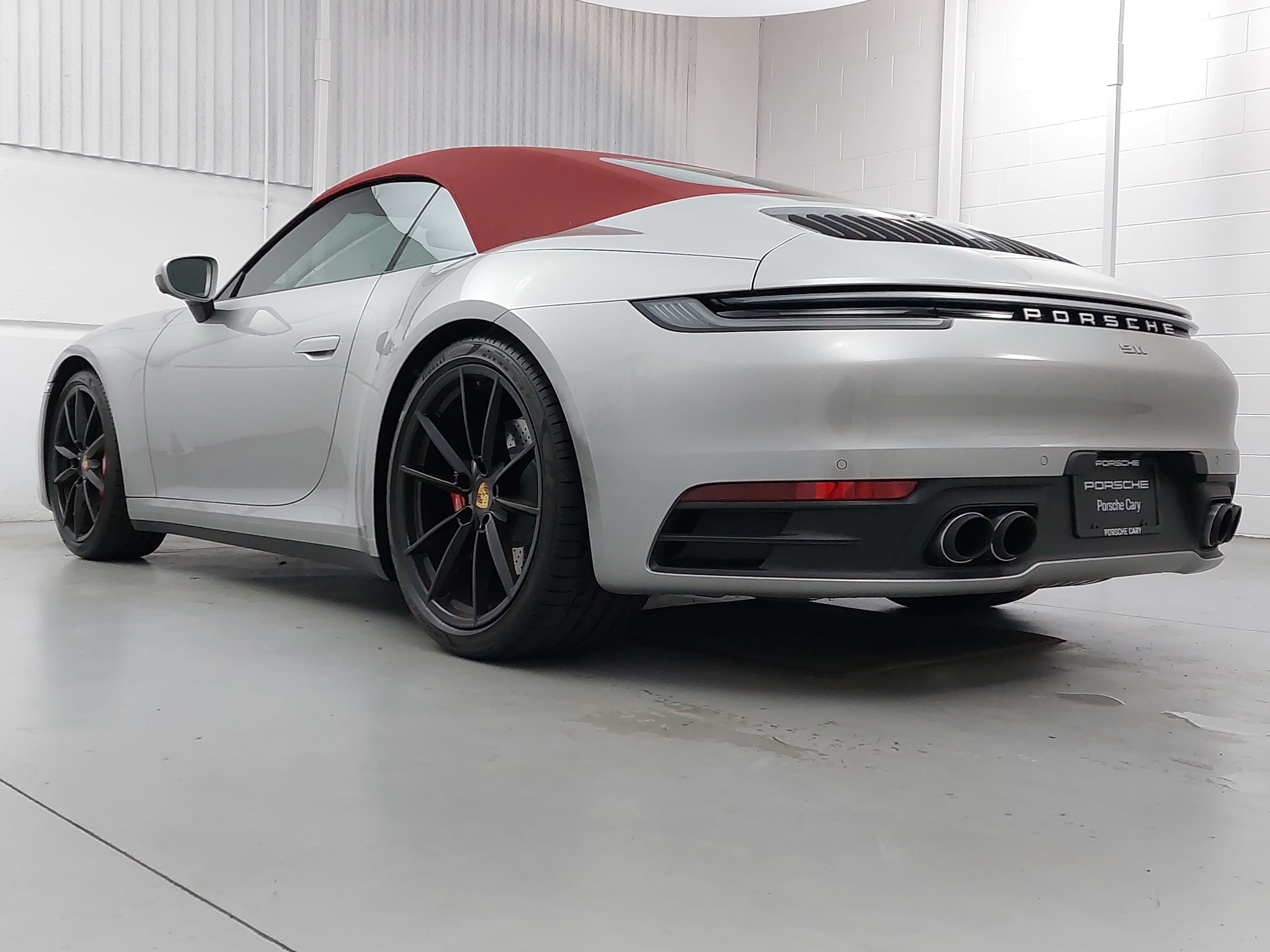 Certified 2024 Porsche 911 Carrera S RWD image 3