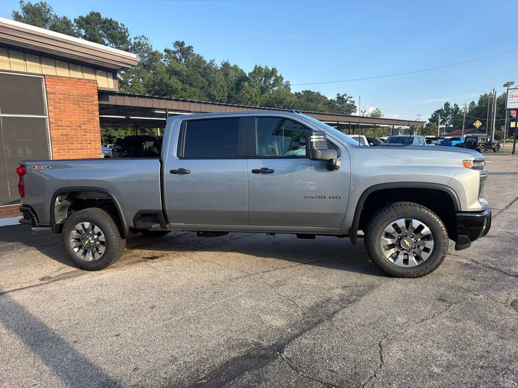 New 2026 Chevrolet Silverado 2500 Custom w/ Custom Value Package AWD/4WD image 4