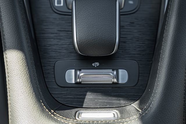 Certified 2025 Mercedes-Benz GLS 450 4MATIC image 27