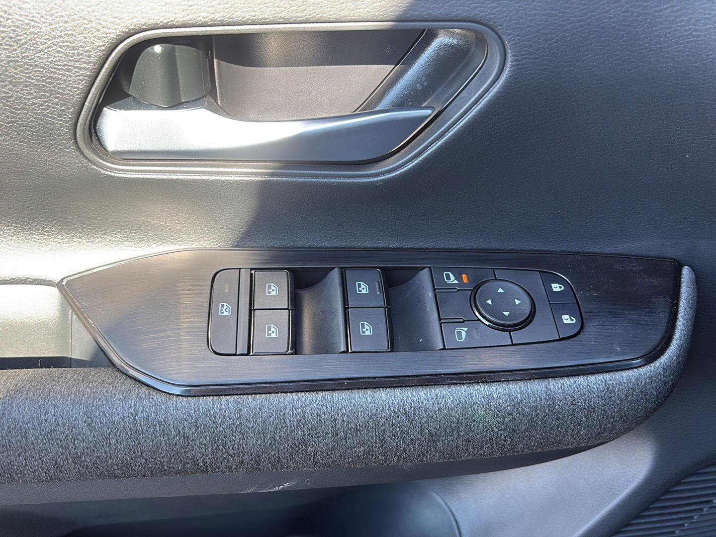 New 2026 Nissan Kicks SV w/ Cold Weather Package image 26