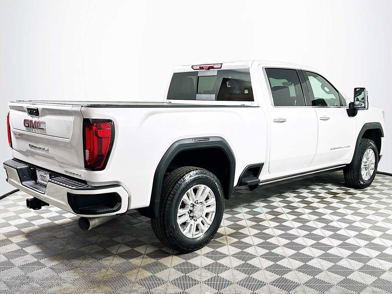 Used 2021 GMC Sierra 2500 Denali w/ Denali Ultimate Package AWD/4WD image 7