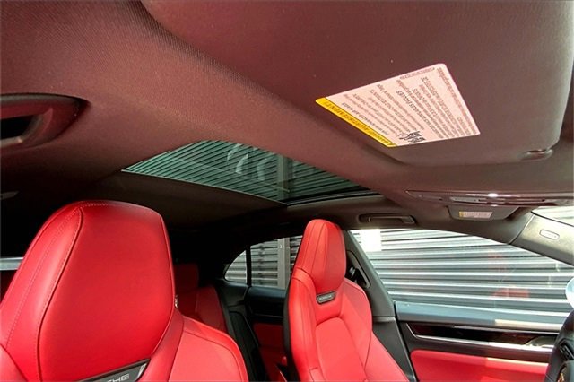 New 2025 Porsche Macan 4S Electric image 32