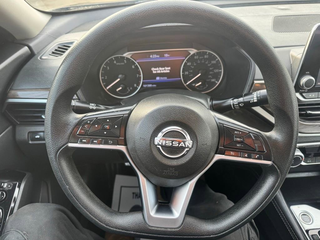 Used 2023 Nissan Altima 2.5 SV image 22