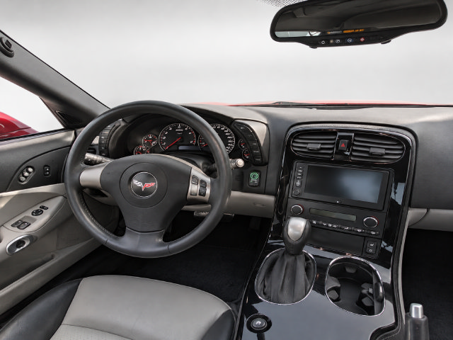 Used 2008 Chevrolet Corvette Coupe w/ Preferred Equipment Group RWD image 21