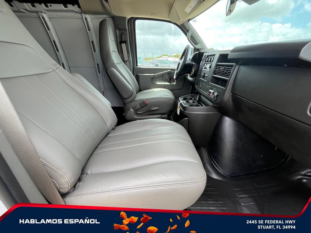 New 2026 GMC Savana 2500 w/ Driver Convenience Package RWD image 14