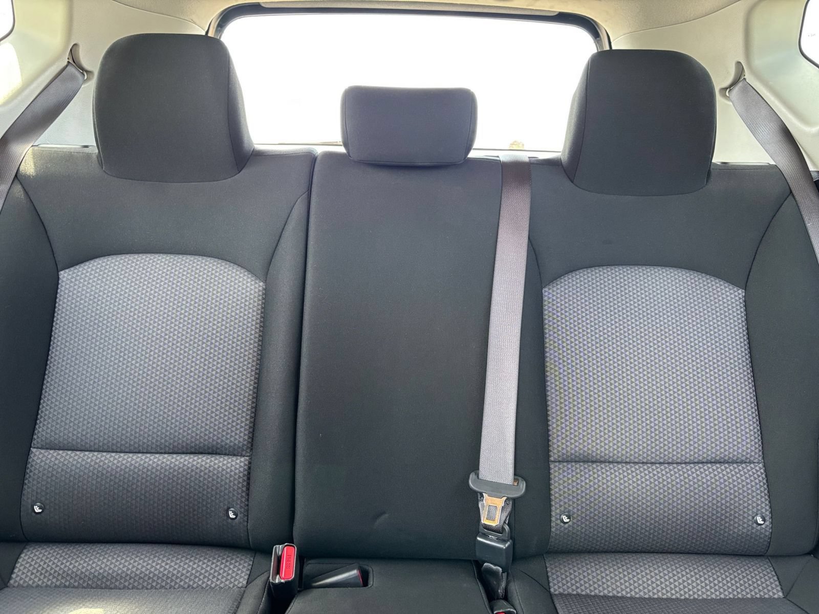 Used 2025 Kia Soul LX w/ LX Technology Package FWD image 35