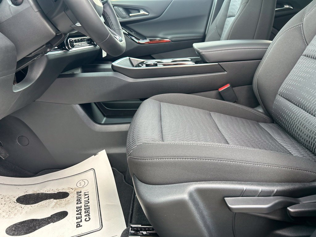 New 2027 Chevrolet Equinox LT AWD/4WD image 12