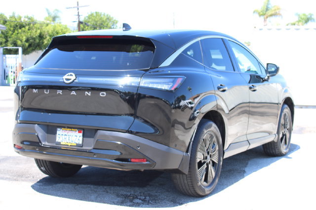 Used 2025 Nissan Murano SV FWD image 5