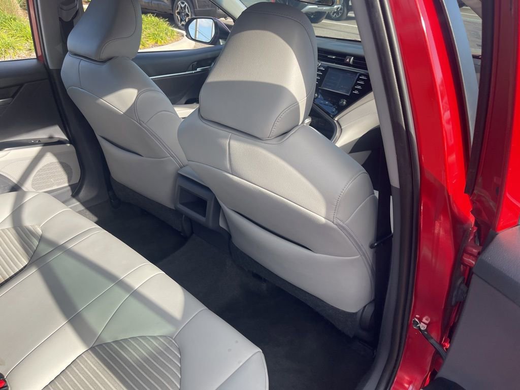 Used 2019 Toyota Camry SE image 26