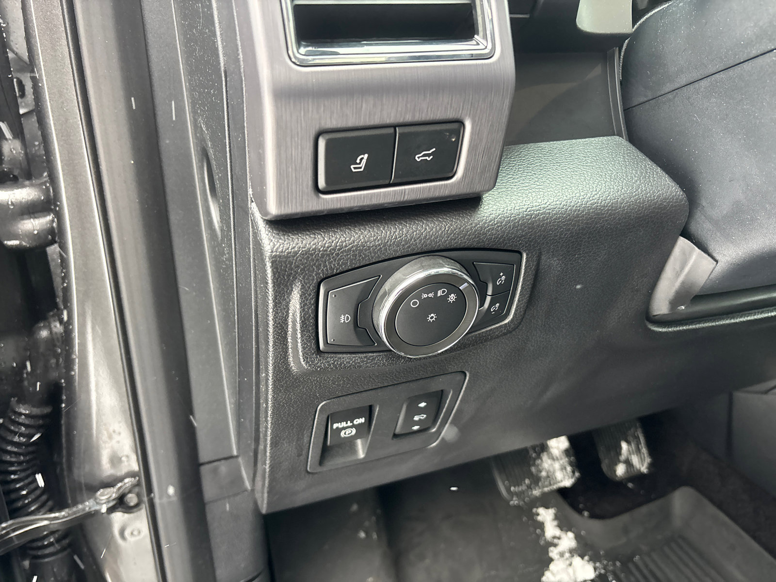 Used 2021 Ford Expedition Platinum image 14