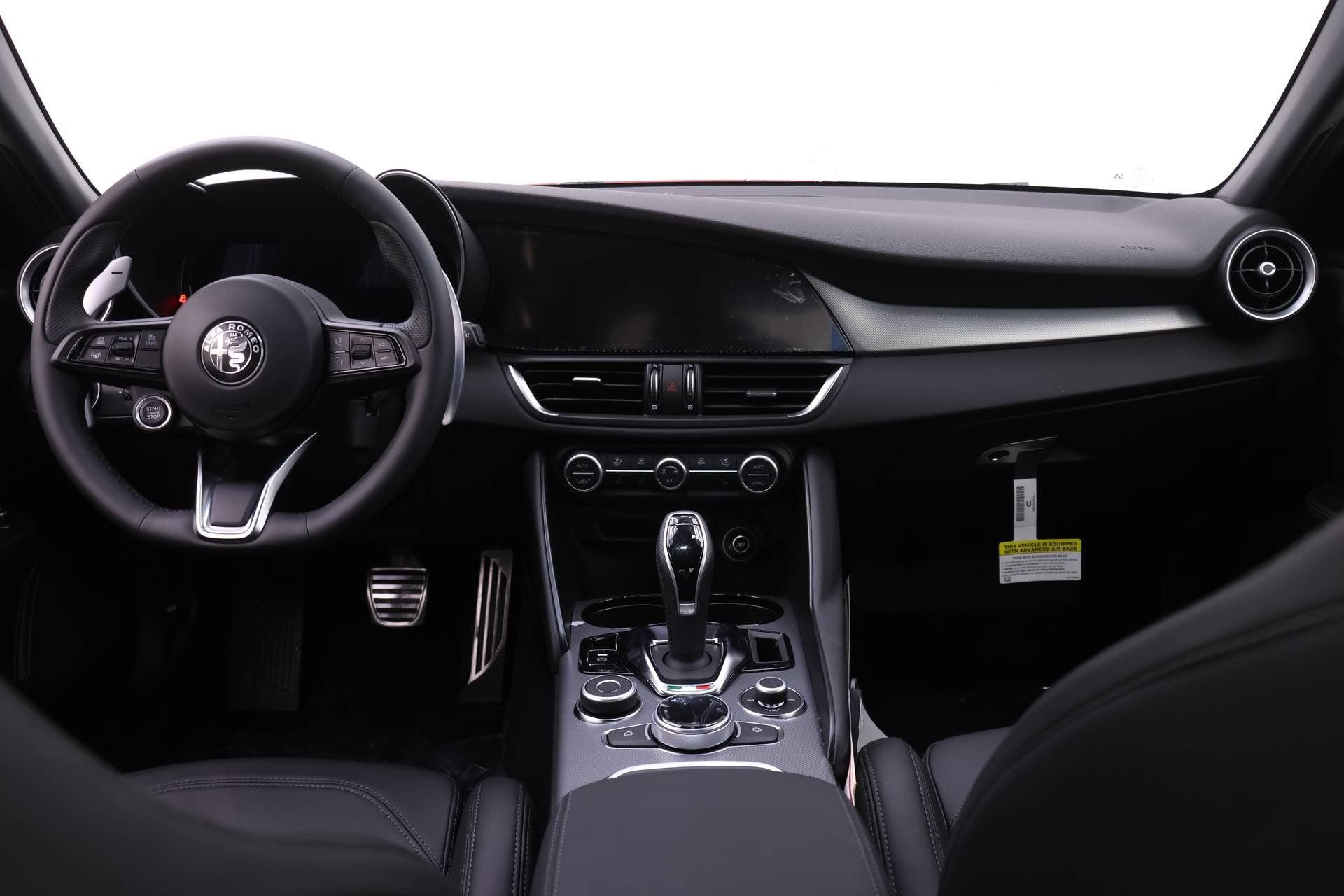 New 2026 Alfa Romeo Giulia AWD image 8
