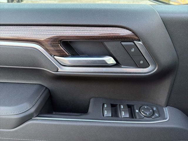 Used 2025 Chevrolet Silverado 1500 LT image 15