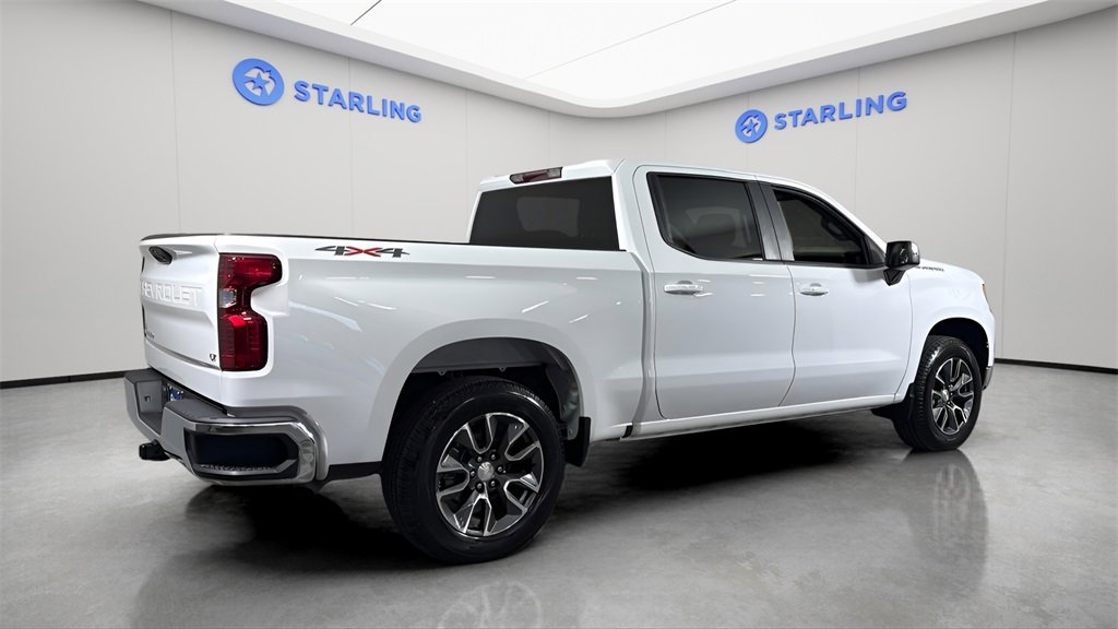 Used 2022 Chevrolet Silverado 1500 LT image 2