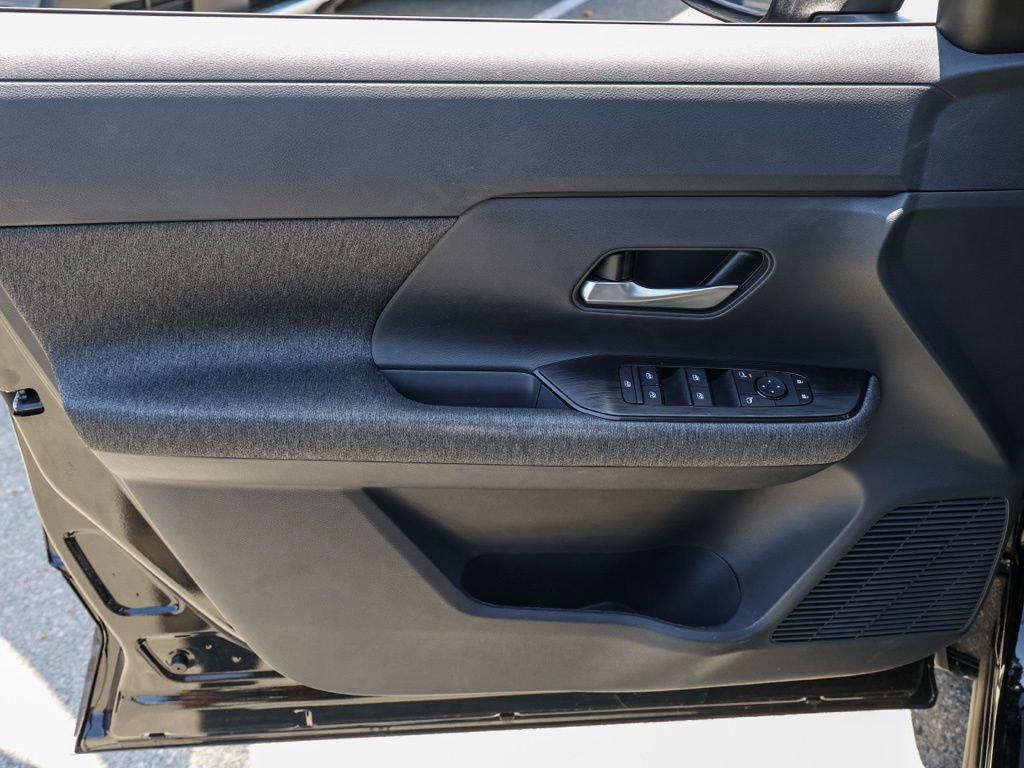 New 2026 Nissan Kicks SV w/ SV Premium Package FWD image 23