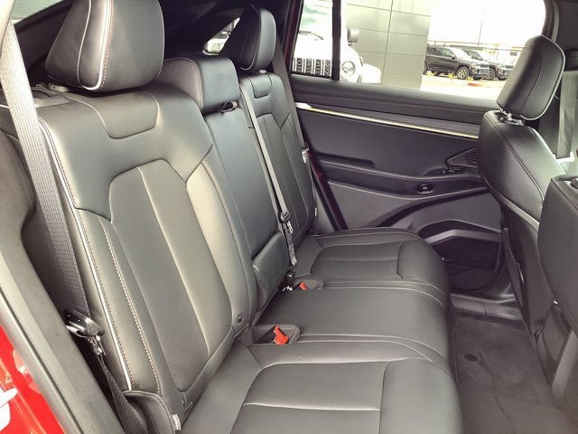 Used 2025 Jeep Wagoneer S Limited AWD/4WD image 34
