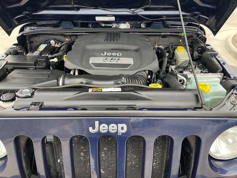 Used 2013 Jeep Wrangler Sport w/ Connectivity Group image 28