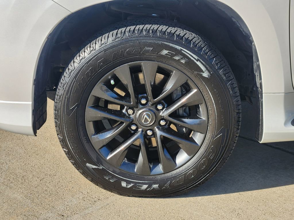 Used 2023 Lexus GX 460 Premium image 10