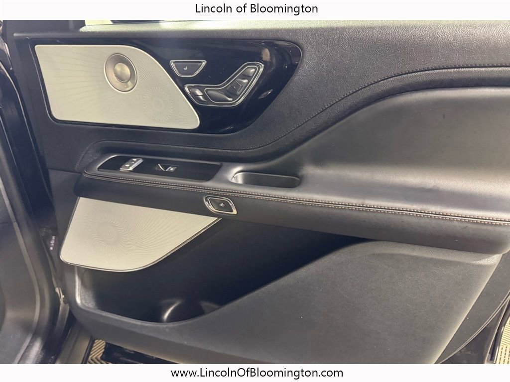 Certified 2022 Lincoln Aviator Reserve w/ Equipment Group 201A image 19