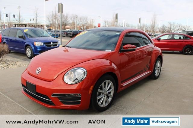 Used 2019 Volkswagen Beetle 2.0T SE image 3