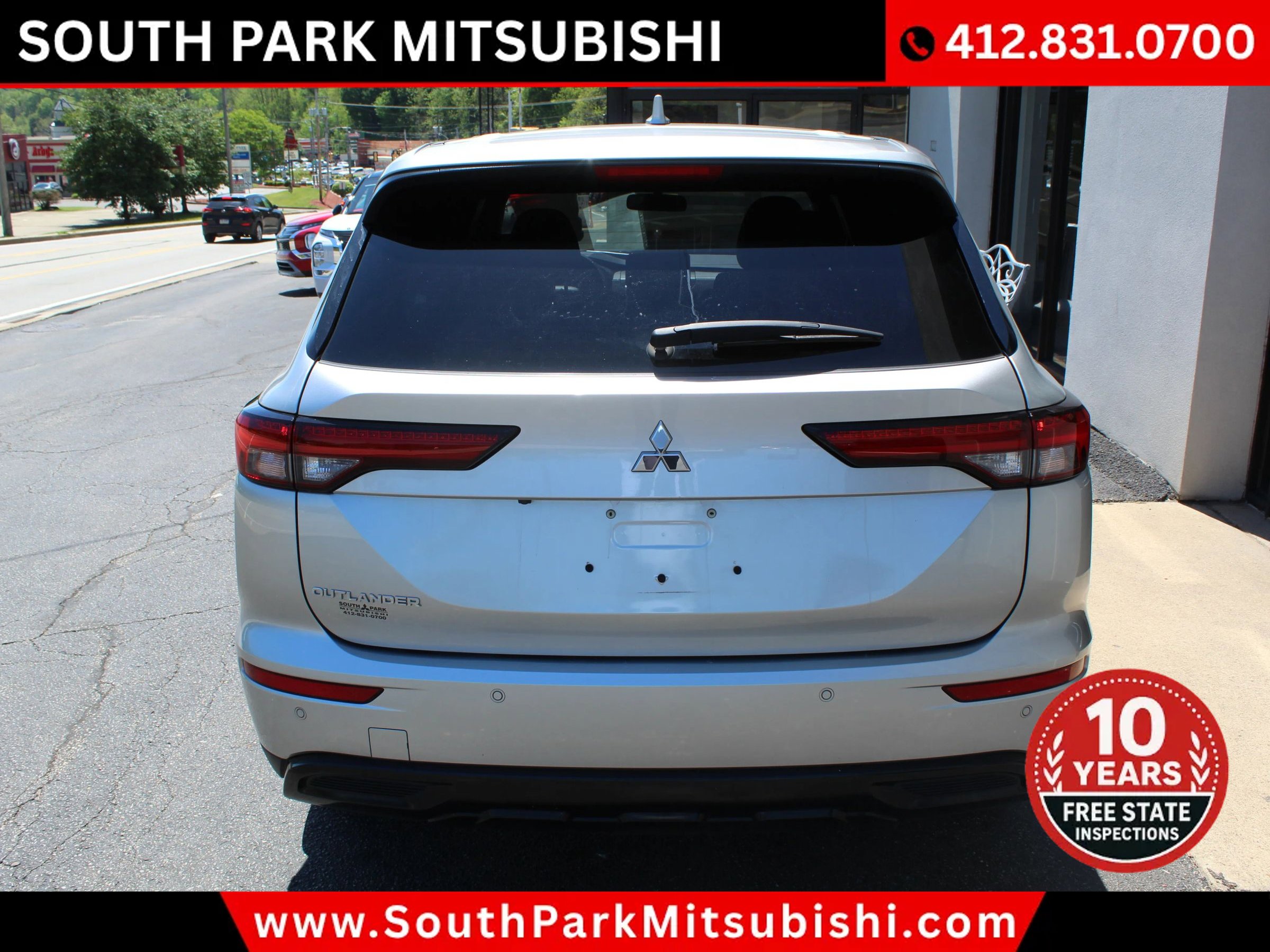 Used 2022 Mitsubishi Outlander SEL Black Edition FWD image 8