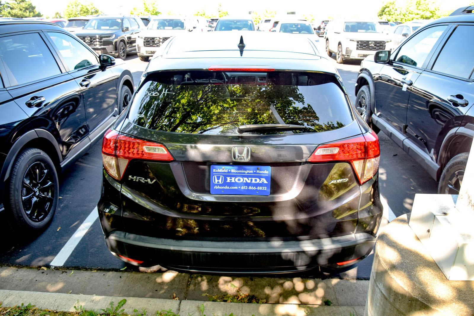 Used 2018 Honda HR-V EX image 17